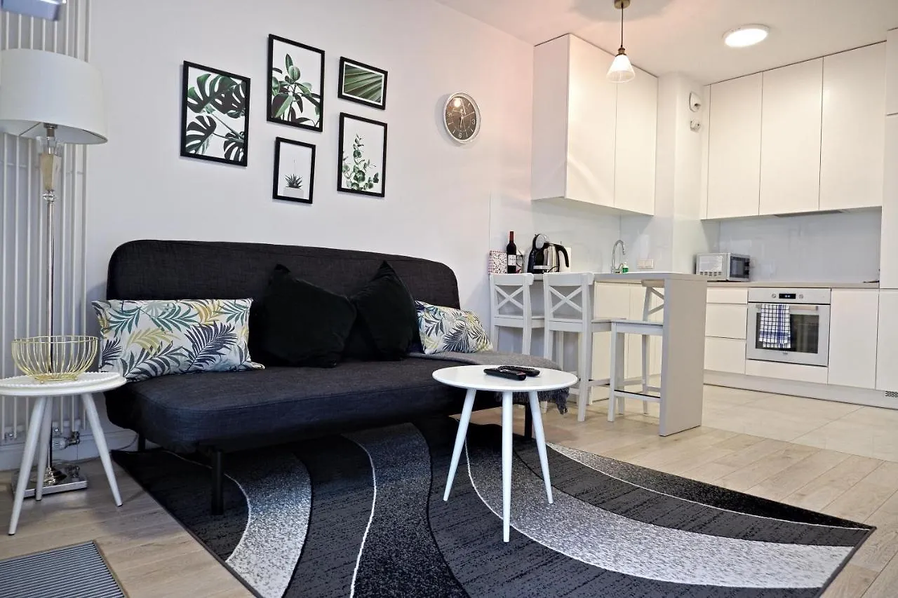 Apartment Mennica Residence Apartament 17 Warsaw